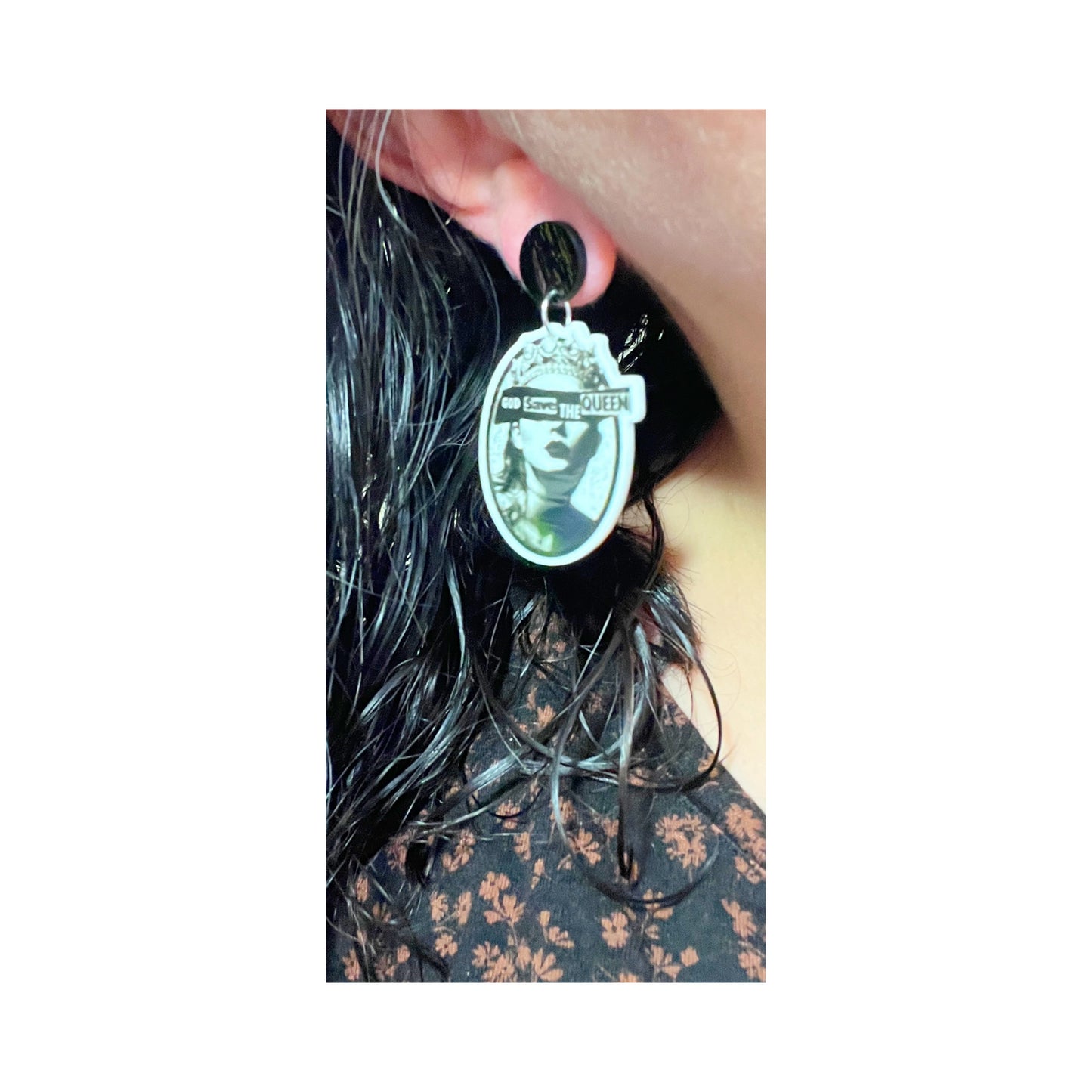 Reputation Swiftie Drop Earrings