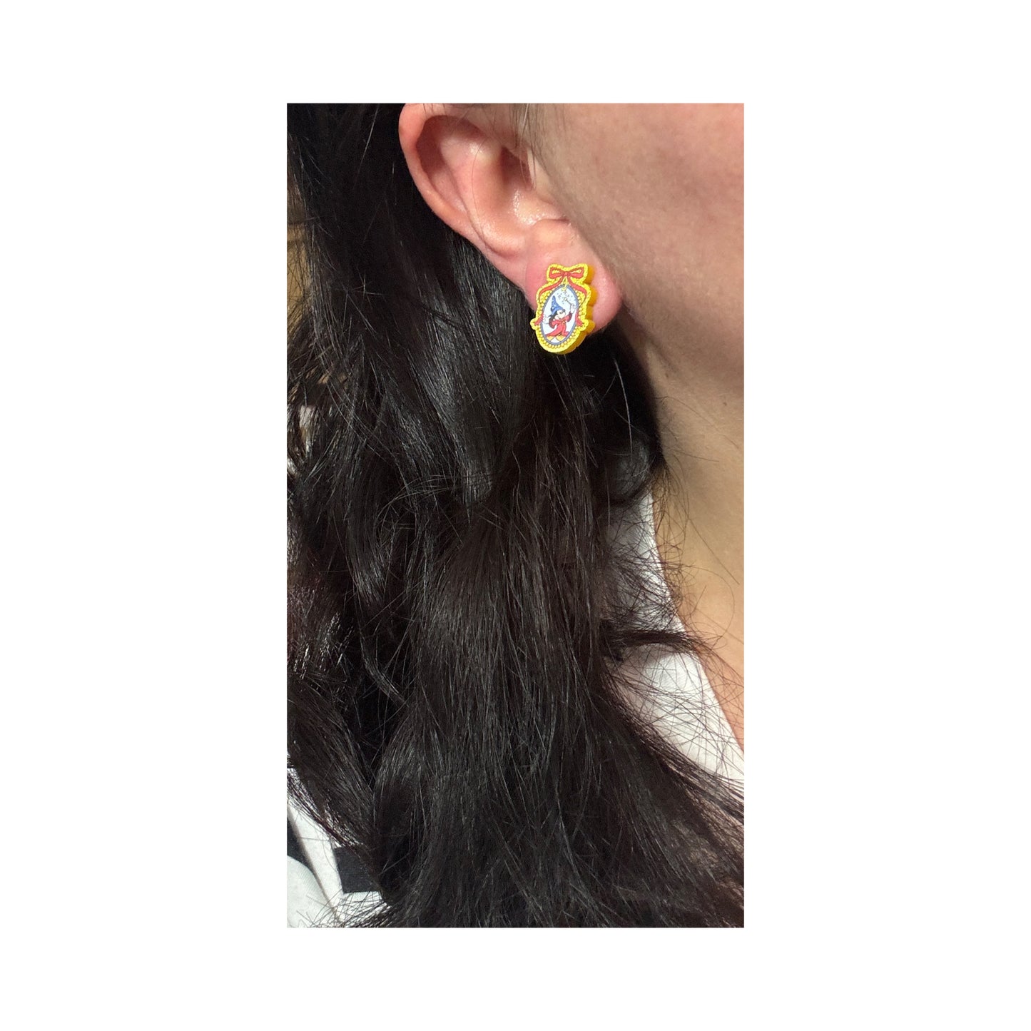 Sorcerer Mouse Cameo Post Earrings