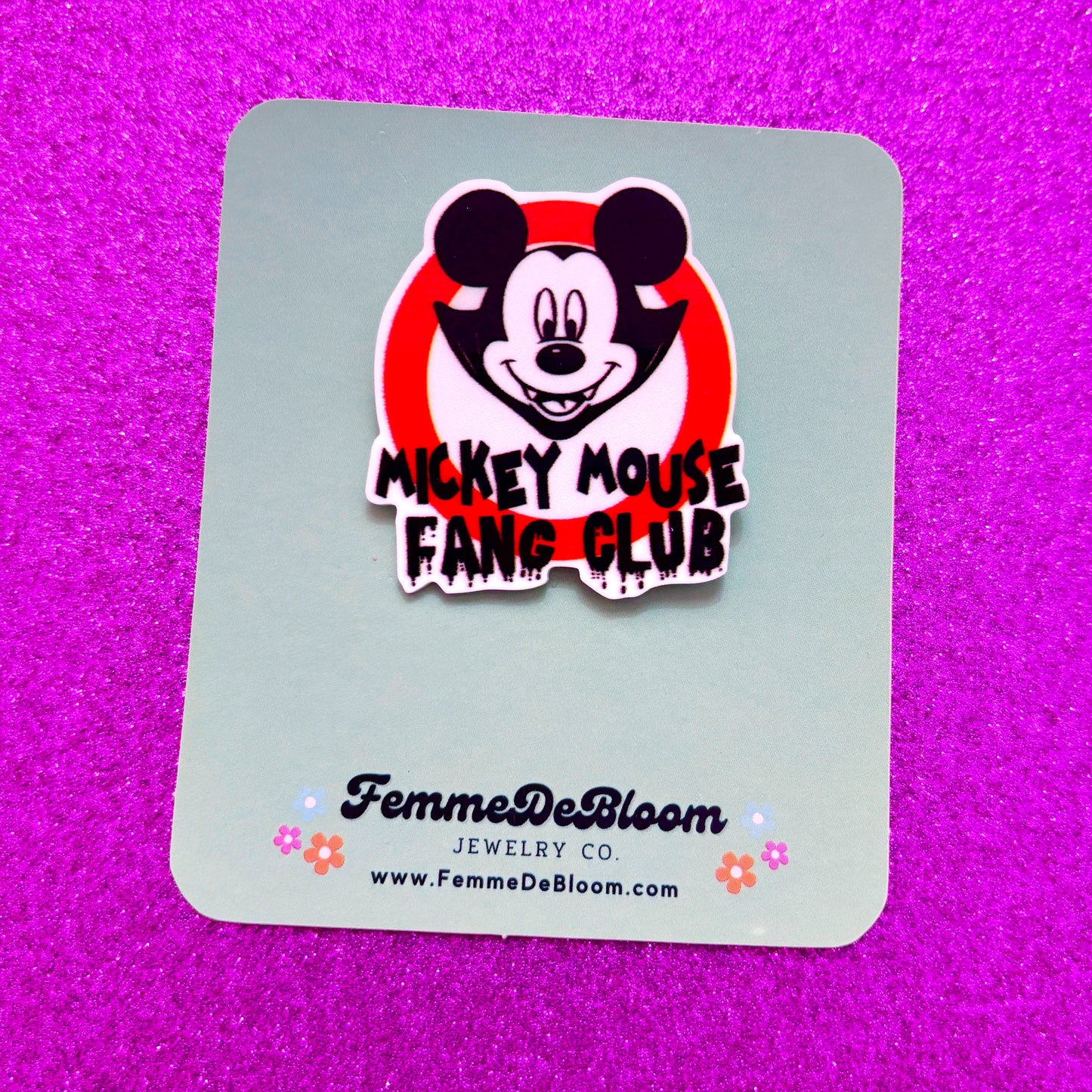 FREE GIFT - Mouse Fang Club Pin