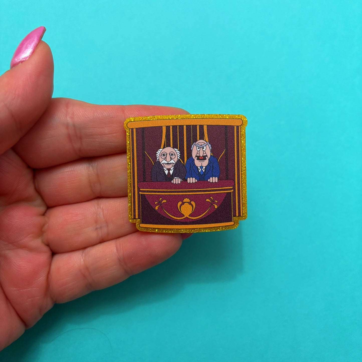 Hecklers Balcony Pin