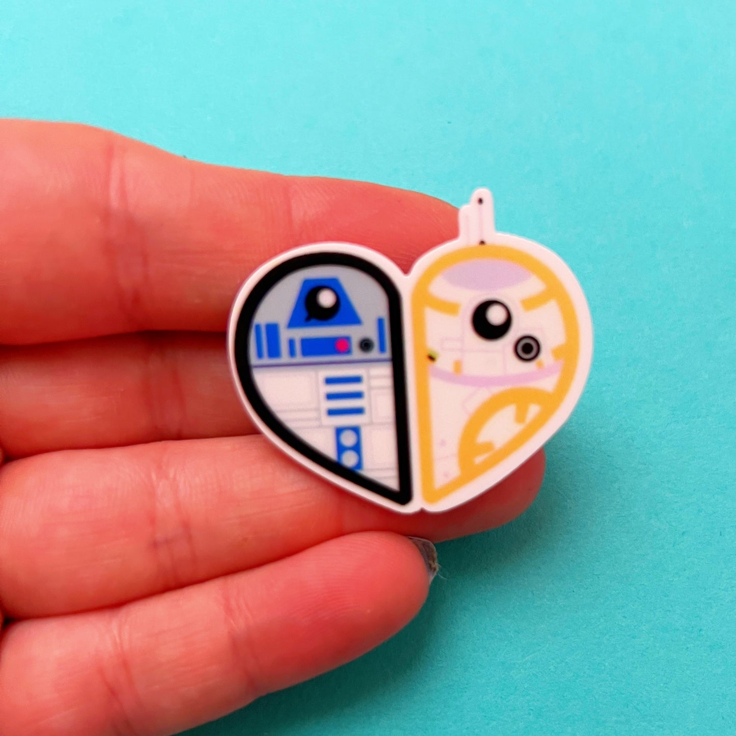 Droid Love Heart Brooch Pin