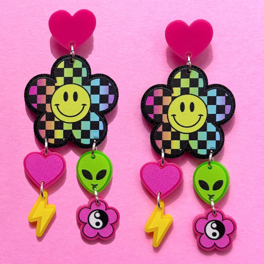 90s Checkered Smiley Tiered Drop Earrings