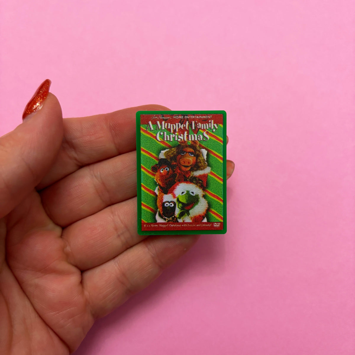 Puppet Family Christmas Pin