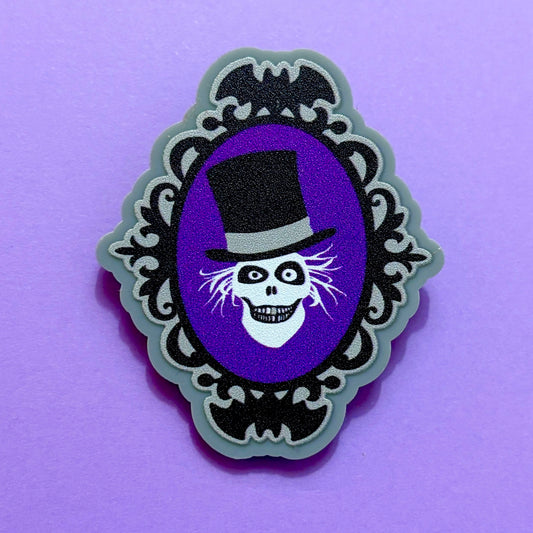 Hat Box Cameo Pin