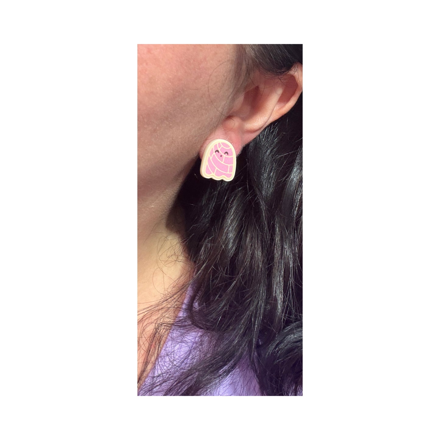 Concha Ghosties Post Earrings