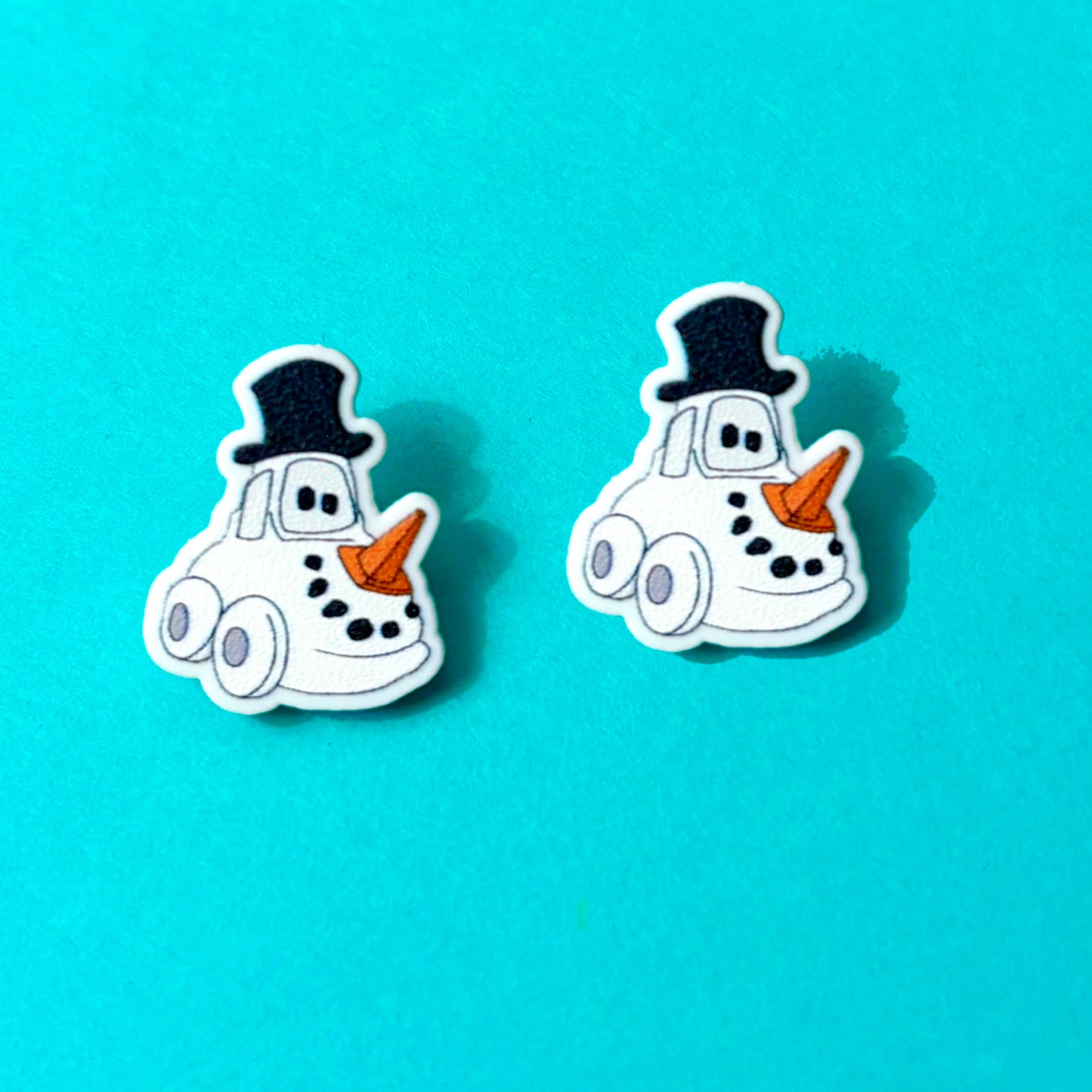 Snowy Post Earrings