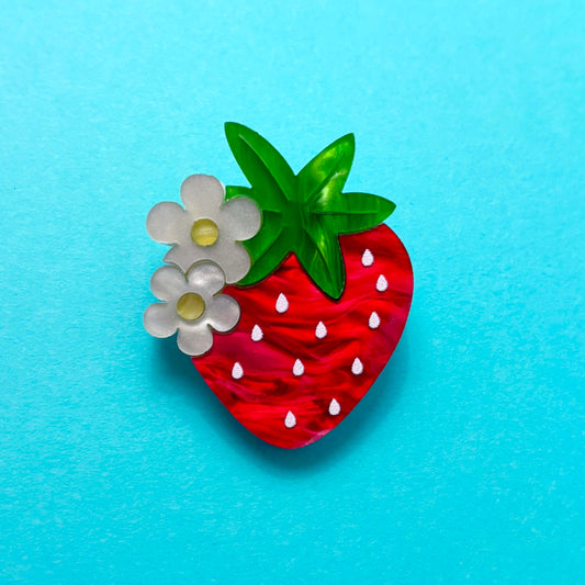 Strawberry Daisy Pin