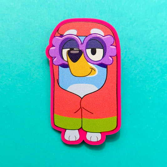 Janet Granny Brooch Pin
