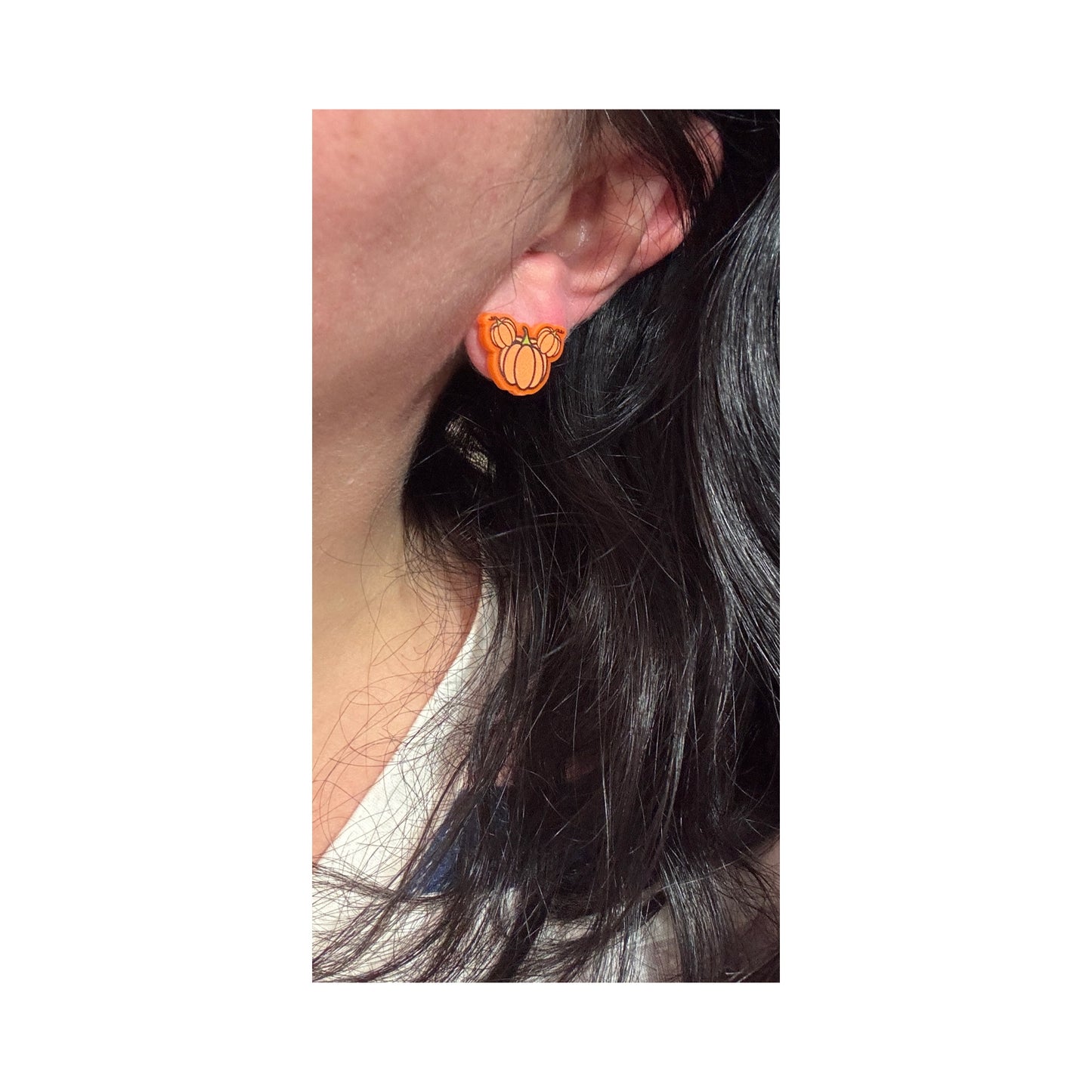 Mouse Shaped Pumpkin Post Earrings