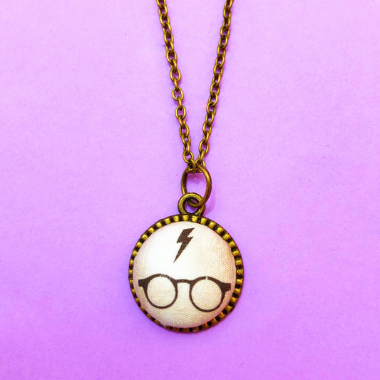 Wizard Glasses Round Necklace